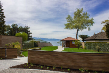 Thermoesche Holzzaun